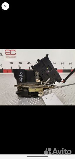 Замок передний правый Мазда 323 bj