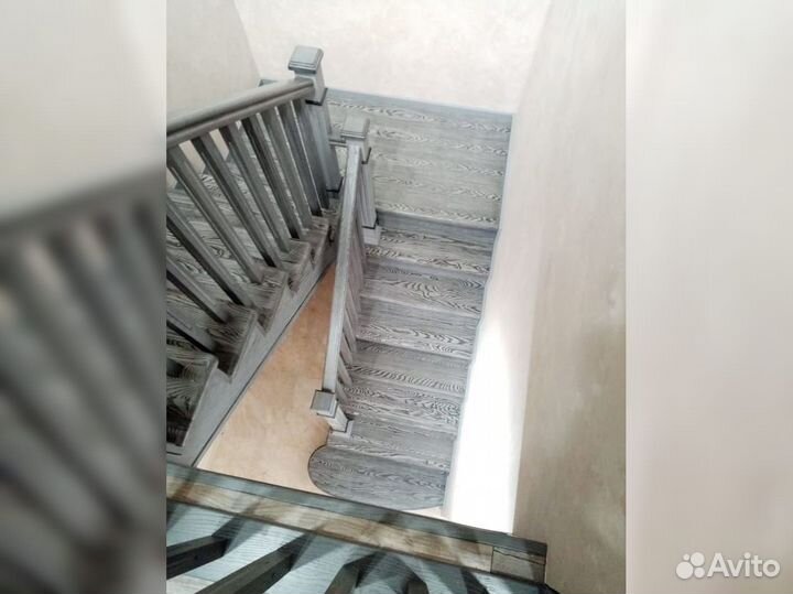 Ступени для лестниц и другие комплектующие К