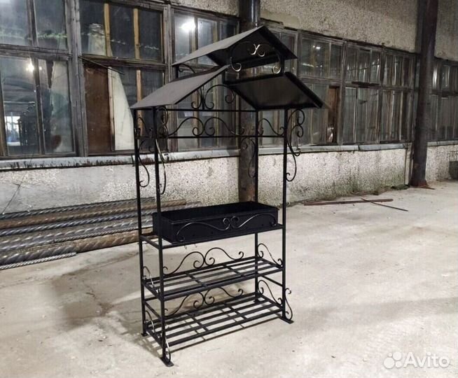 Мангал с крышей