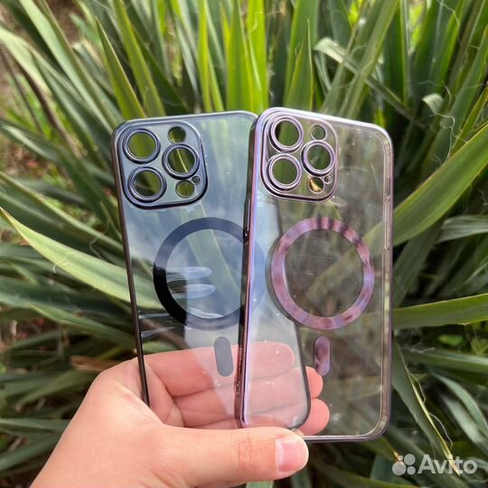 Чехлы на iPhone 14 Pro и 14 Pro Max (с MagSafe)