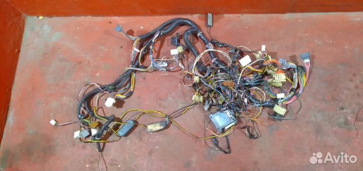 Шевроле Нива проводка подпанельная 2008 г.в