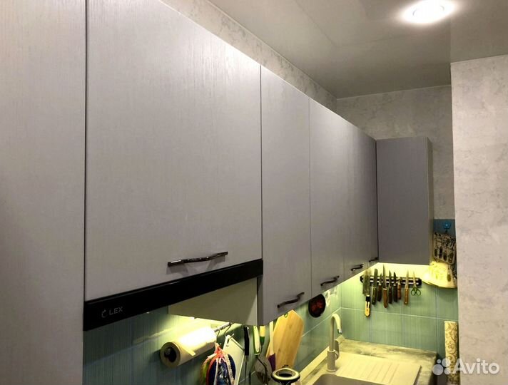 Кухня в потолок на заказ