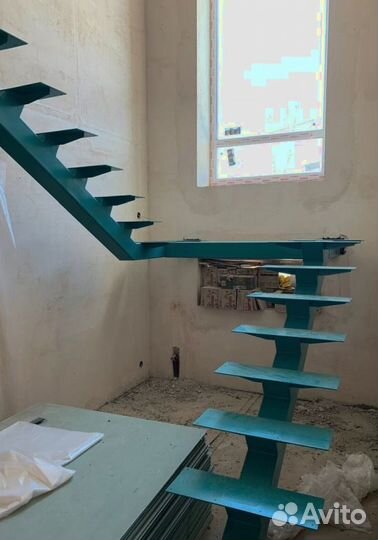 Металлических лестниц Монтаж