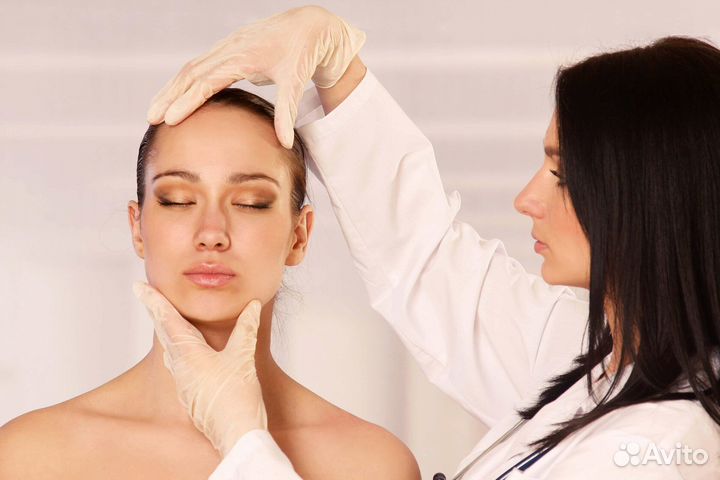 Врач - косметолог