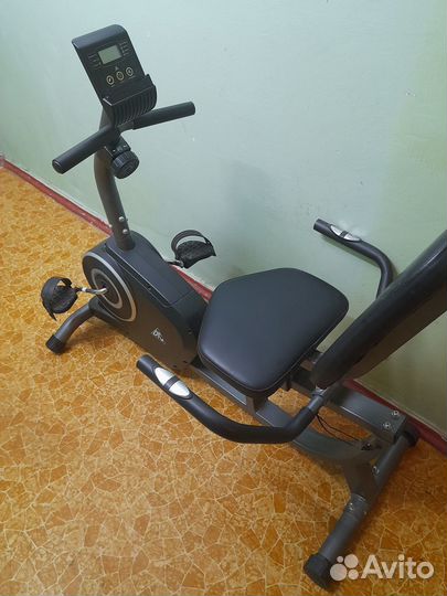Горизонтальный велотренажер полупроофессиональный