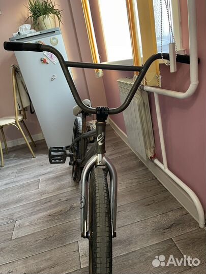 Трюковой велосипед bmx