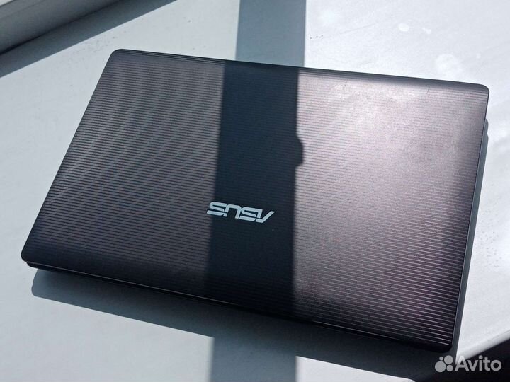 Ноутбук asus