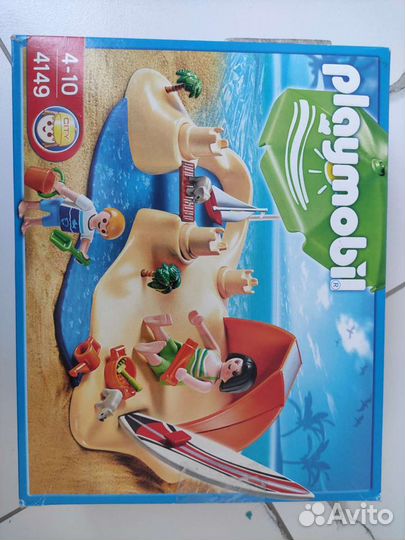 Игрушки- мебель для кукольного дома