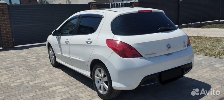 Peugeot 308 1.6 AT, 2010, 180 000 км