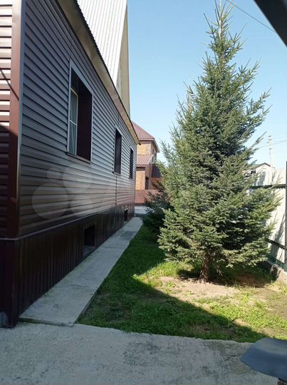 Дом 226 м² на участке 11,5 сот.