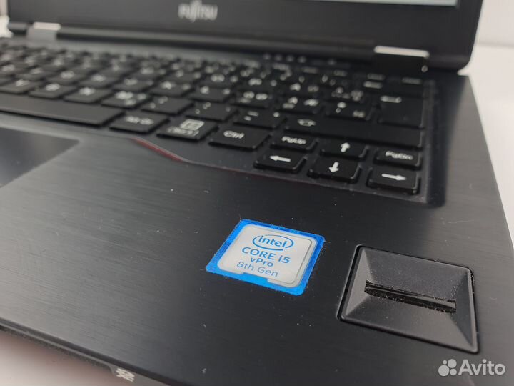 Ноутбук Fujitsu lifebook U728