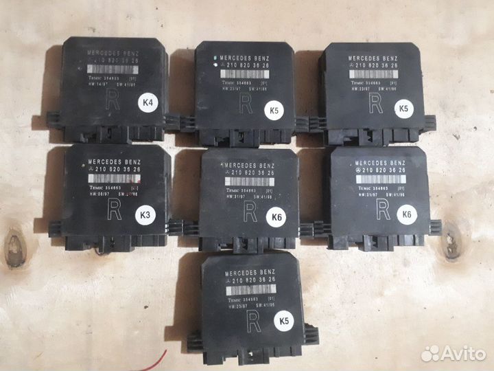 Блок управления двери 210 820 36 26 мерседес 210
