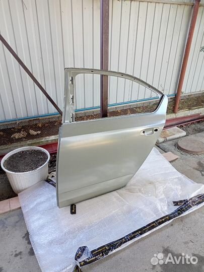 Дверь боковая задняя левая Skoda Octavia A7