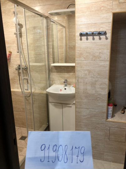 3-к. квартира, 104 м², 1/12 эт.