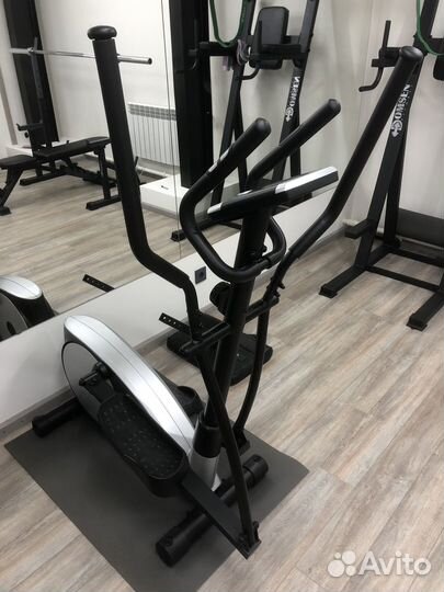 Эллиптический тренажер Svensson Body Labs