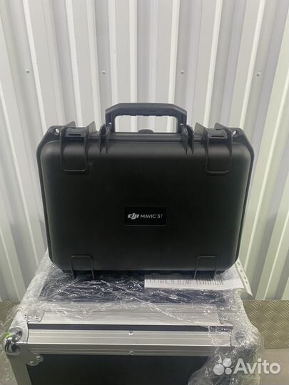 Квадрокоптер DJI Mavic 3 T Thermal