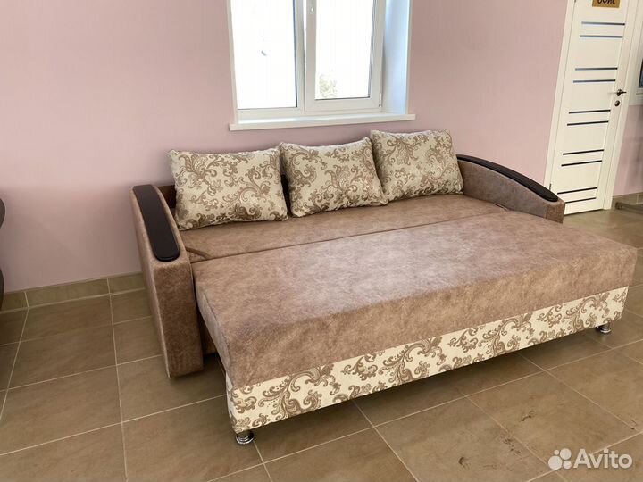 Диван Волна