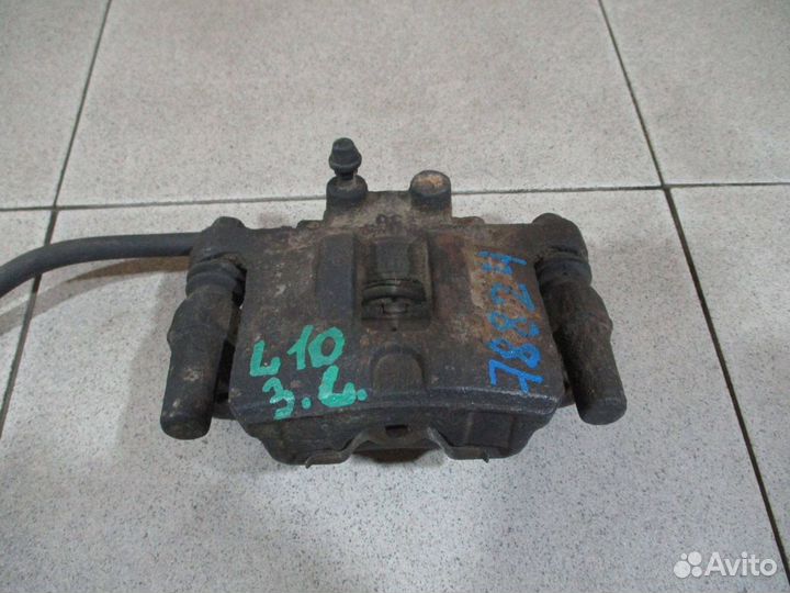 Суппорт задний левый Mitsubishi Lancer 10 (CY)