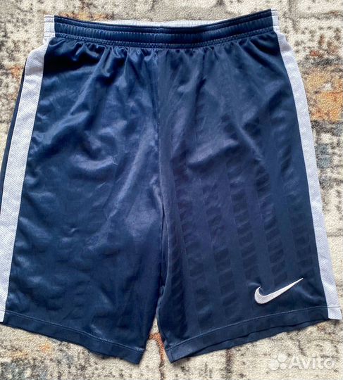 Шорты nike оригинал S