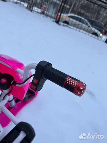 Электрический снегокат для детей Snow Razor