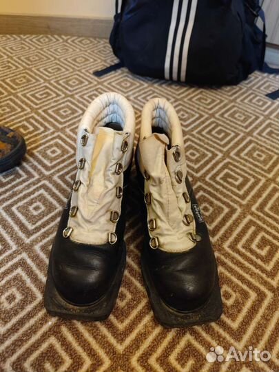 Лыжные ботинки botas