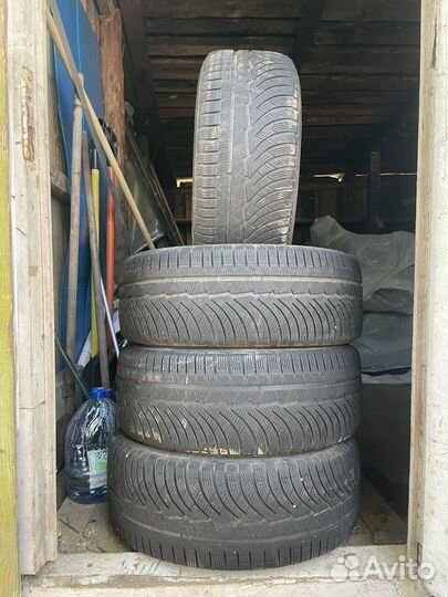 Michelin Pilot Alpin 235/55 R17 103