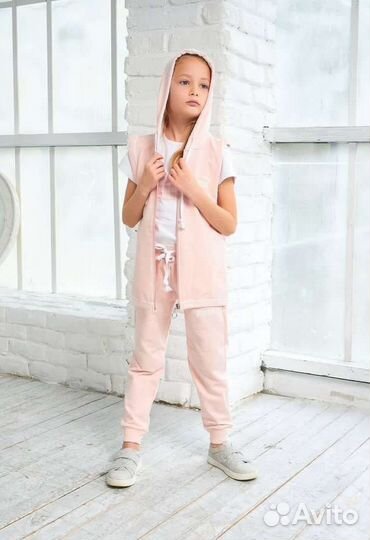 Костюм тройка 3-4 года