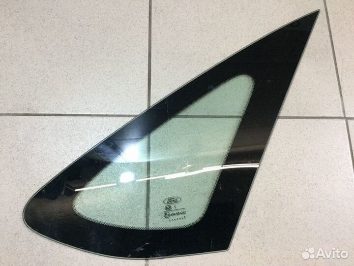 Стекло кузовное правое Ford Focus 2 2005-2008