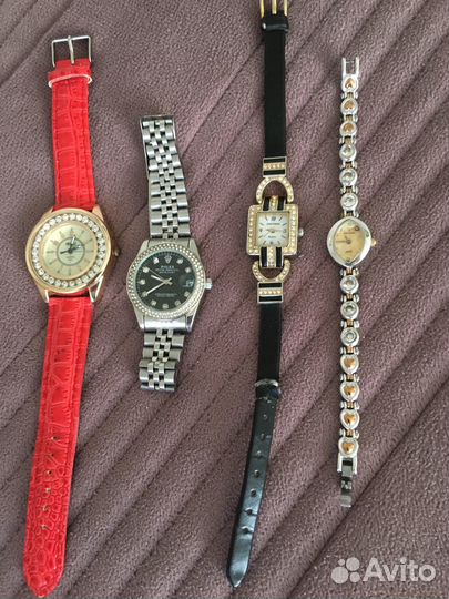 Часы наручные женские