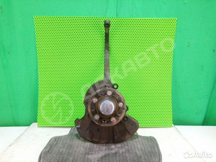 Поворотный кулак левый Mercedes-Benz S W220