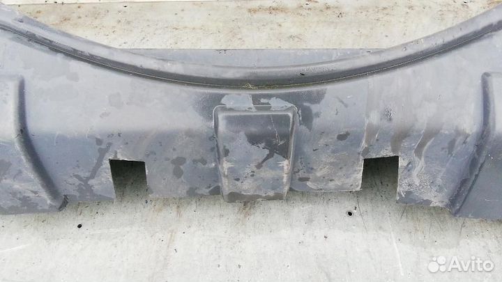 Бампер задний Mitsubishi Montero/Pajero