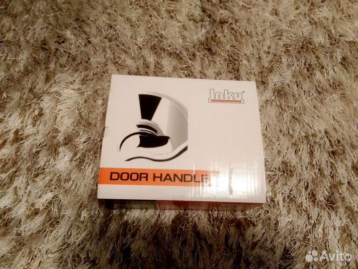 Дверные ручки с защелкой Италия