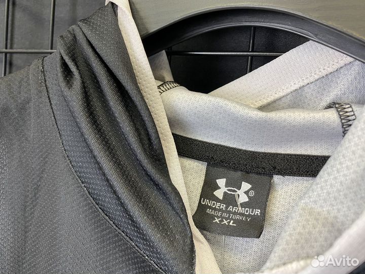 Спортивный костюм Under Armour черный новый