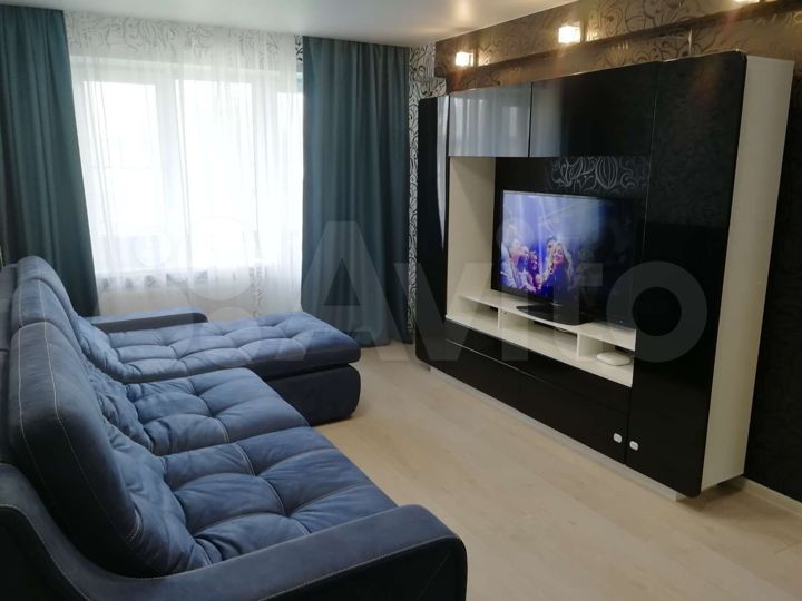 3-к. квартира, 70 м², 2/4 эт.