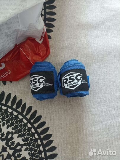 Шлем и перчатки