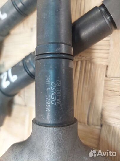 Форсунки топливные Toyota Land Cruiser 200 1VD-FTV