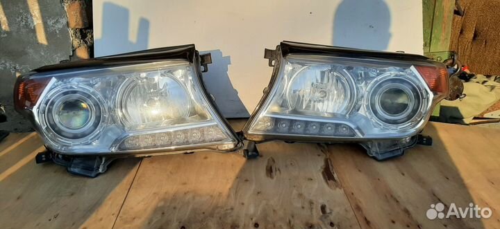 Фары Toyota Land Cruiser 200 1-й рестайлинг, яп