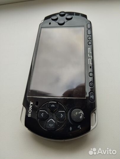 Sony PSP 3008 Slim & Lite