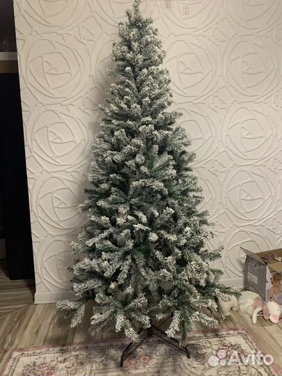 Елка заснеженная 210 см