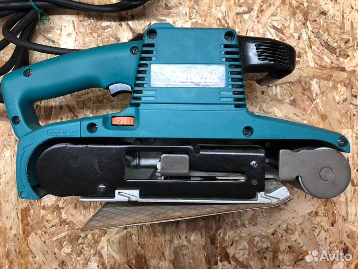 Ленточная шлифмашина Makita 9404