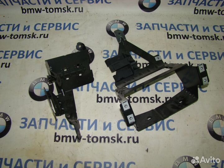 Крепление блоков управления BMW 525i E60 2007г. (Э