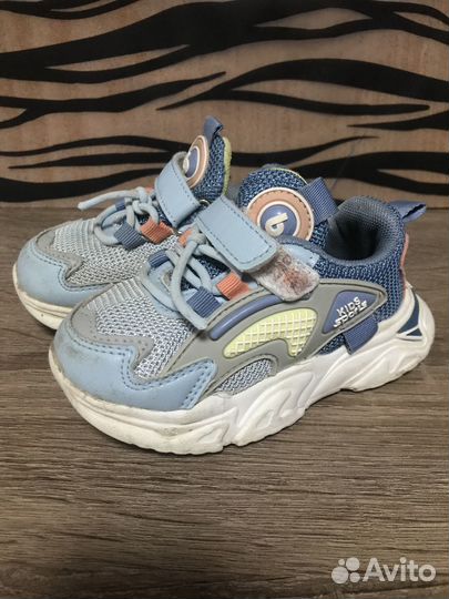 Продаю детские вещи и обувь для мальчков