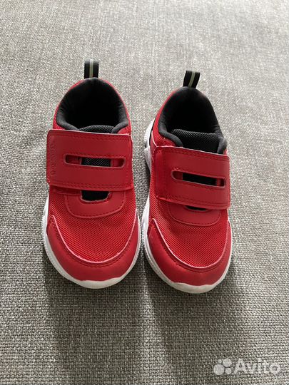 Кроссовки 26 размер