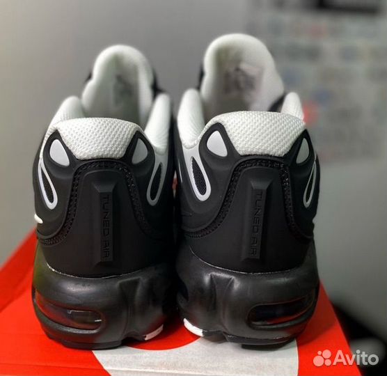 Кроссовки nike air max tn plus drift черно белые