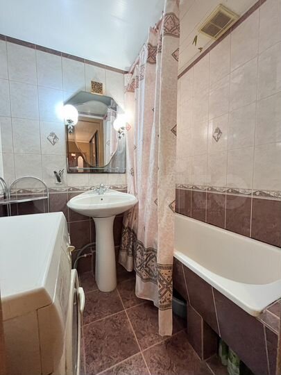 2-к. квартира, 50 м², 3/9 эт.