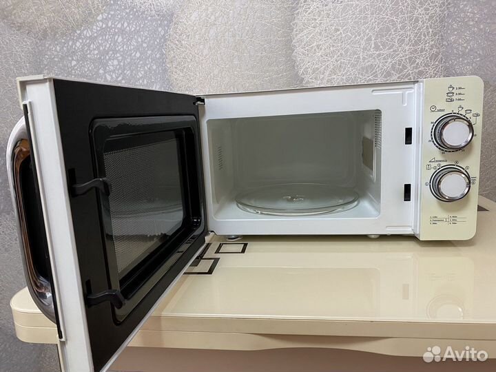 Микроволновая печь Willmark