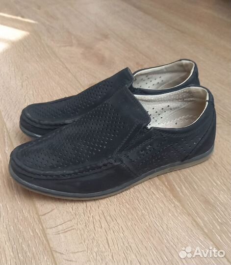 Школьные ботинки