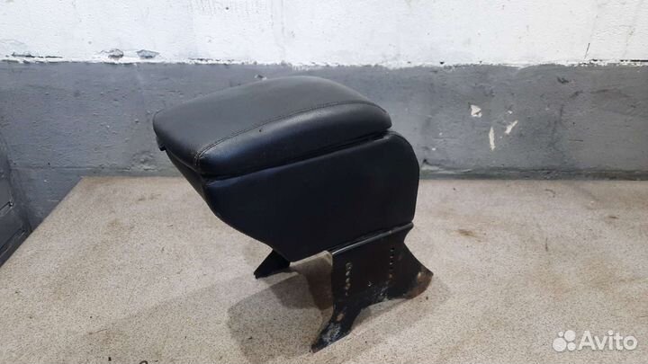 Подлокотник для Volkswagen Passat B5