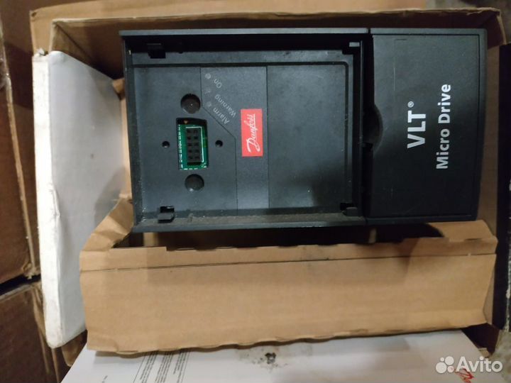 Danfoss Преобразователь частоты VLT2830 195N1063 D