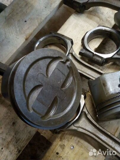 Поршень с шатуном Шевроле Блейзер 1995-2003